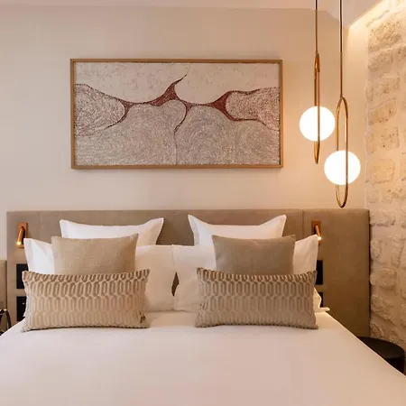 Alberte Hotel 4*