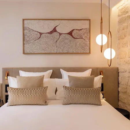 Hotel Alberte 4*