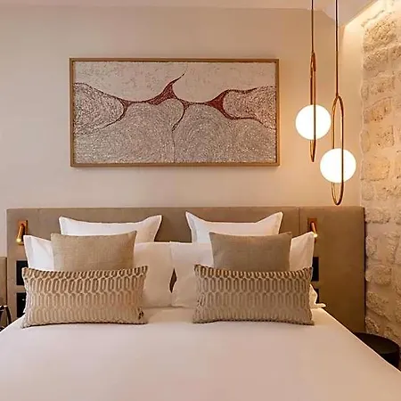 Alberte 4*
