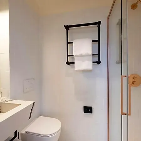 Alberte Hotel 4*