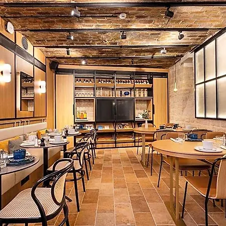 Alberte Hotel