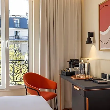 Alberte Hotel 4*