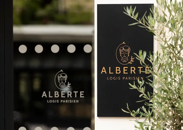 Alberte Hotel 4*