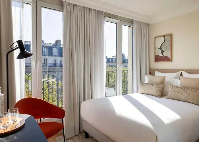 Hotel Alberte 4*