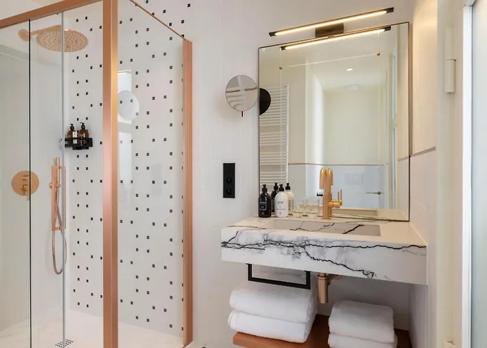 Hotel Alberte 4*