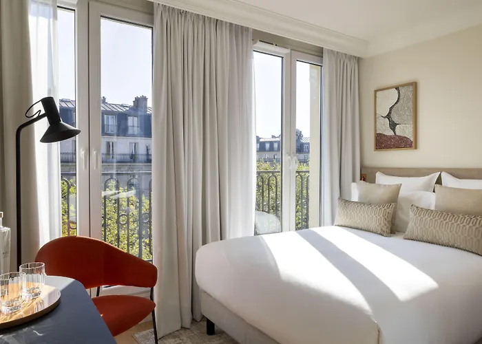 Hotel Alberte 4*